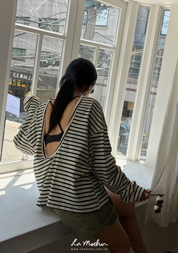 條紋挖背圓領長袖上衣